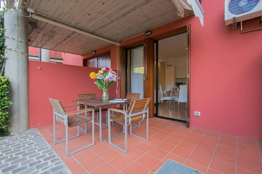 Fior Di Loto Aparthotel Desenzano del Garda Italy