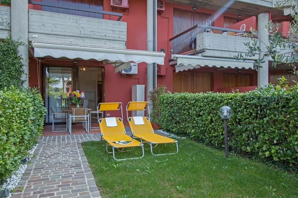 Fior Di Loto Aparthotel Desenzano del Garda