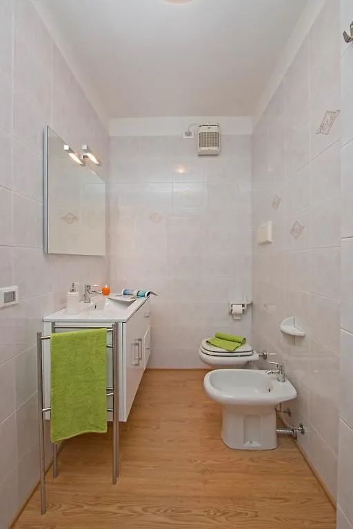 Fior Di Loto Aparthotel Desenzano del Garda 0*,  Italy