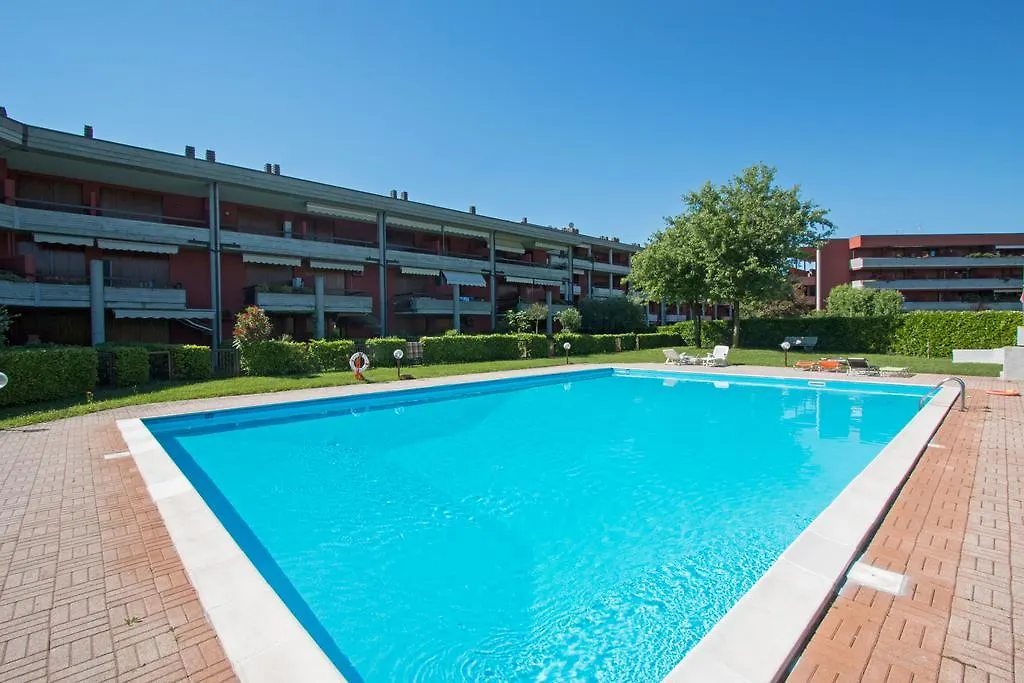 Fior Di Loto Aparthotel Desenzano del Garda